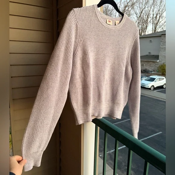 🆕 Levi’s Lavender Waffle Knit Sweater Soft Cotton Blend Cozy Ribbed Knit Size M - Picture 6 of 16